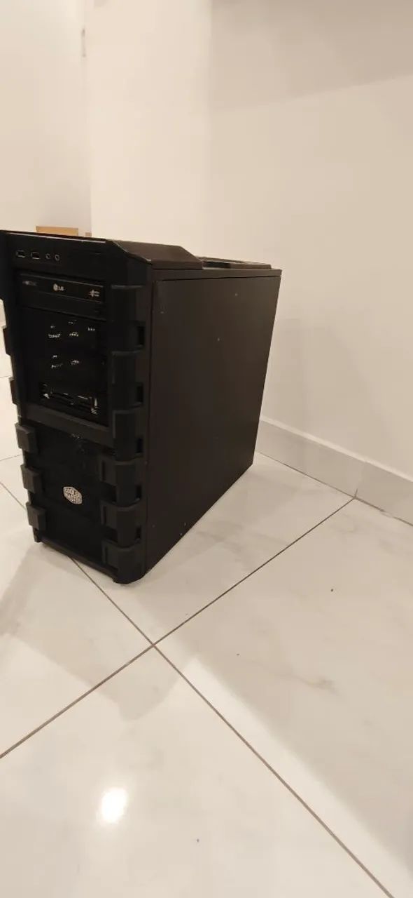 Gabinete gamer Cooler Master - Foto 3