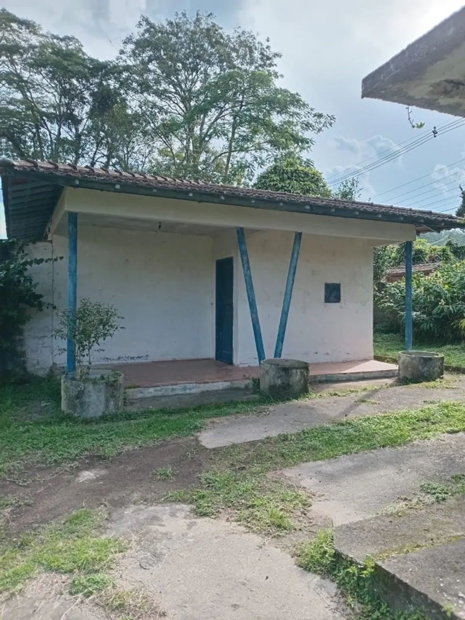 Chácara com 7485m² Murada com Escritura 2 Casas em Suzano