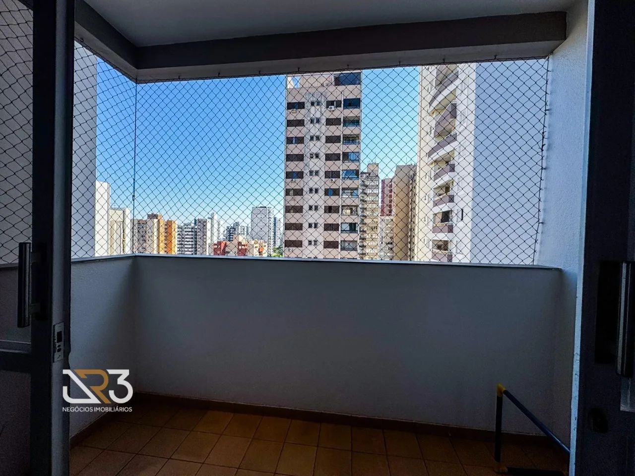 Apartamento para locação no Edifício Novo Mundo com 3 dormitórios no Centro de Londrina - Foto 5