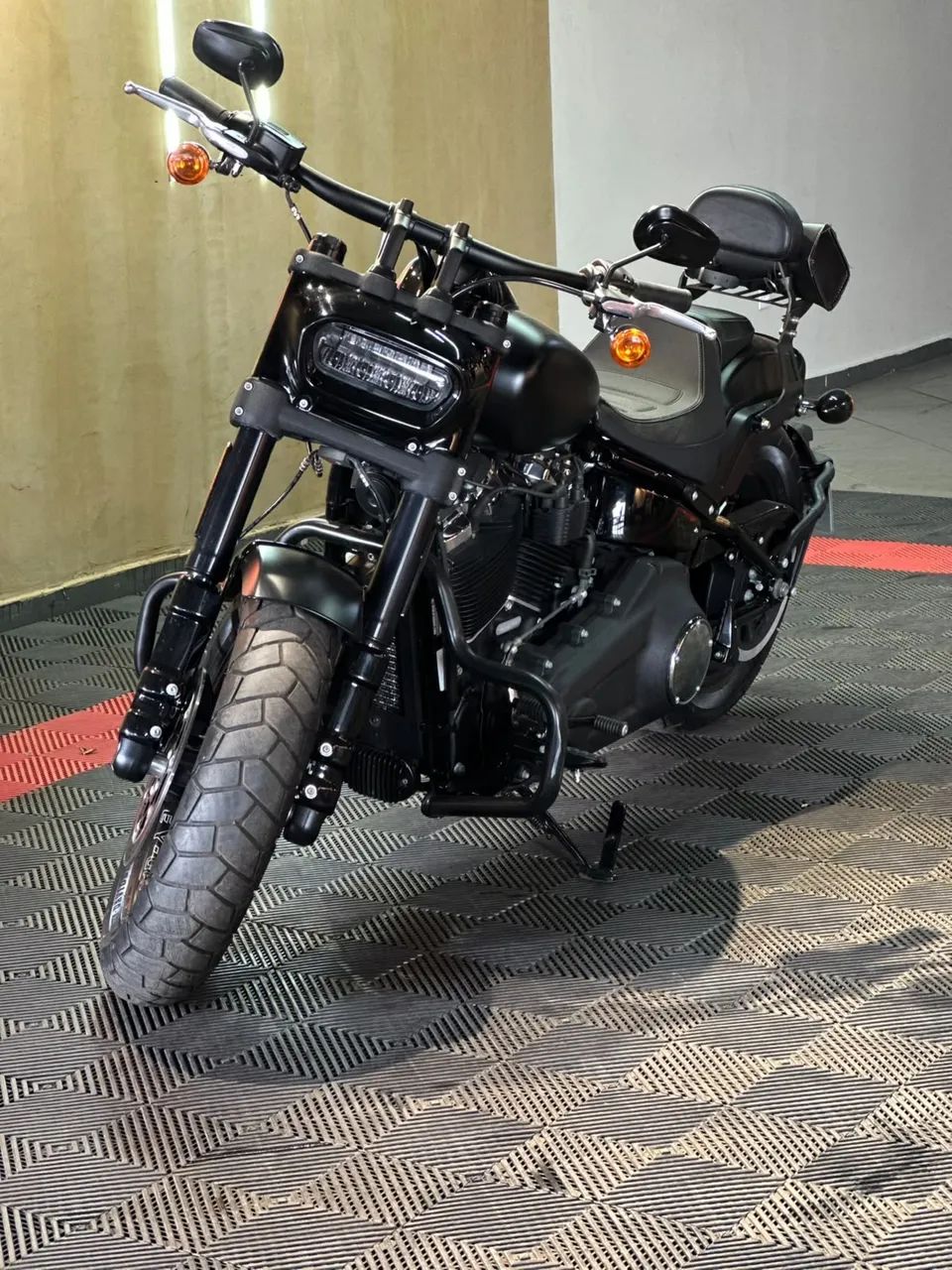 FAT BOB - Foto 2