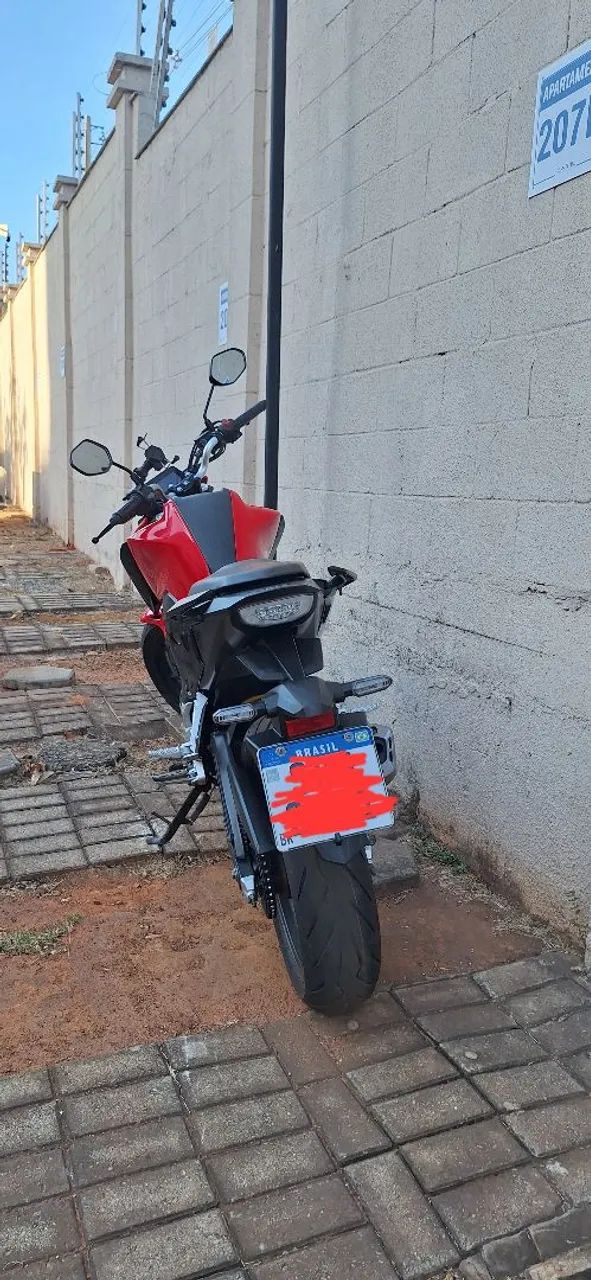 CB300F 2024 - Foto 2