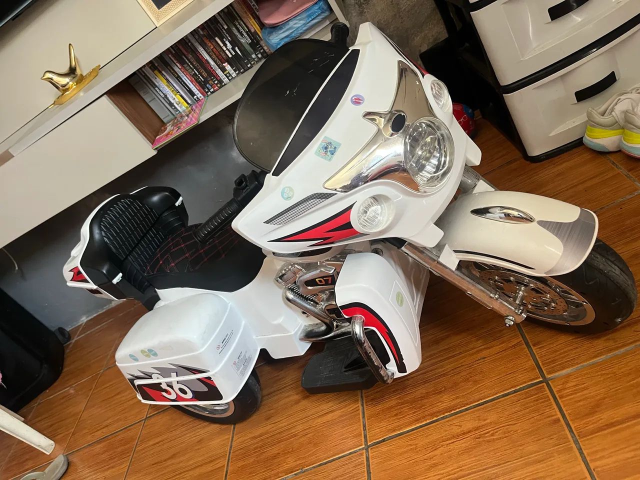 Moto elétrica infantil 