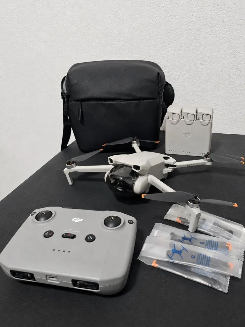 DJI Mini 3 Fly More Combo - Completo, Excelente Estado - Foto 2