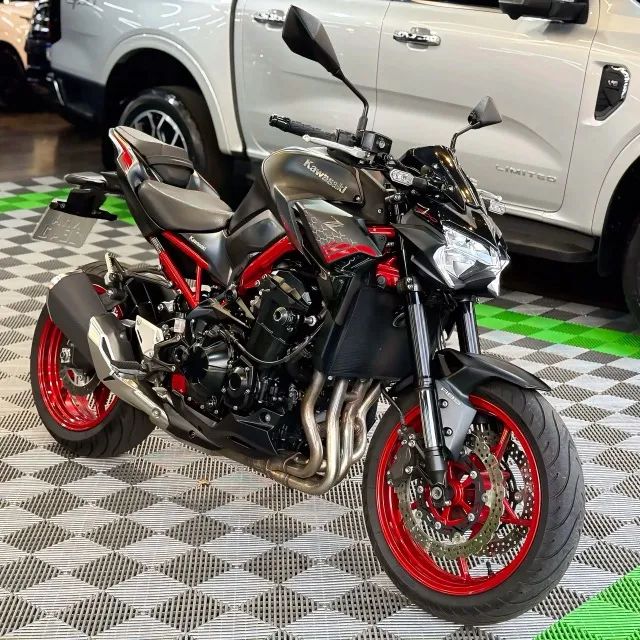 Kawasaki Z900 2021, extremamente conservada. - Foto 4