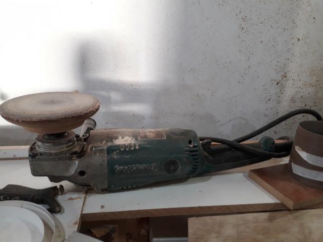 Lixadeira makita 110v