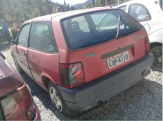 Fiat Tipo 1.6 2 e 4 Portas 1994 e 1995 Sucata Em Peças e Acessorios - Foto 5