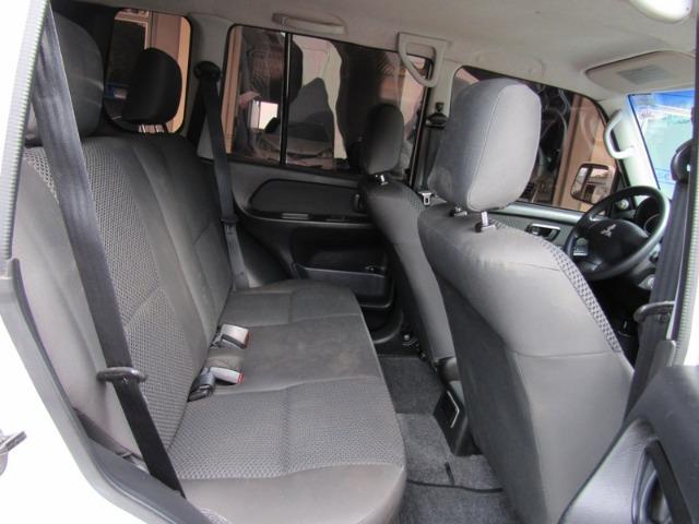 Mitsubishi Pajero TR4 GLS 4x4 Manual - 2012 - Foto 10