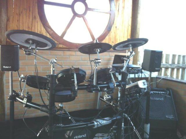 Bateria Roland TD-9 + Case - Impecável * (Com itens Extra) - Foto 4