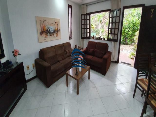 Casa em condomínio em armação