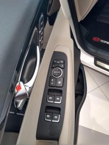 KIA SORENTO V6 AWD - Foto 4