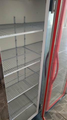 Freezer Vitrine 3 portas 11