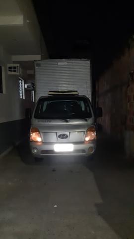 Vendo bau HR 2010 2011 . faco frete tambem