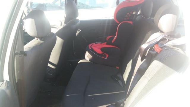 Renault Clio Authentique 1.0 16V (Flex) 4p 2013 - Foto 7