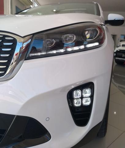 KIA SORENTO V6 AWD - Foto 7
