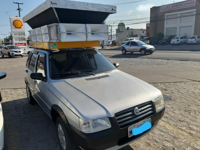 Uno com SOM VENDO OU TROCO - Foto 2