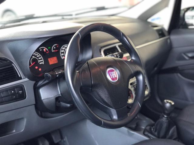 Punto 2011 1.4 attractive 8V flex 4P manual - Foto 6