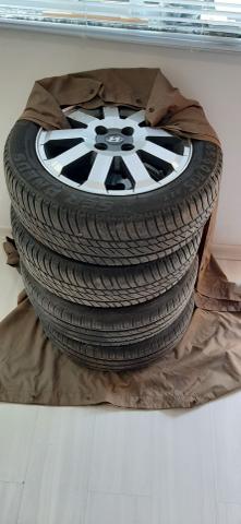 4 Rodas com Pneus aro 15" 4x100