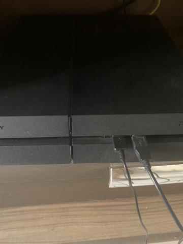 Play Station 4