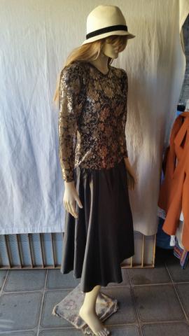 Vestido de Festa Preto e Dourado - Foto 2
