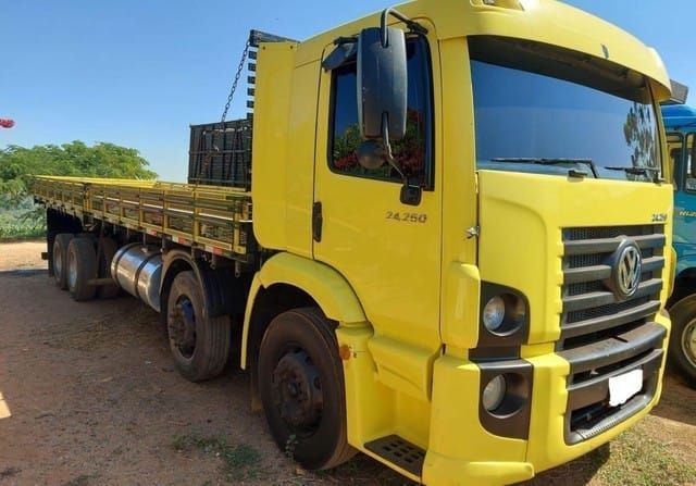OPORTUNIDADE PARA COMPRA DO 1° CAMINHÃO