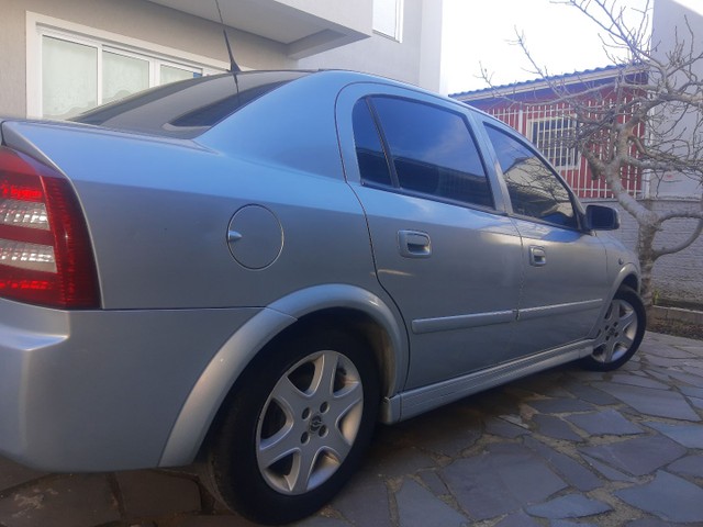 ASTRA SEDAN ADVANTAGEM 2007
