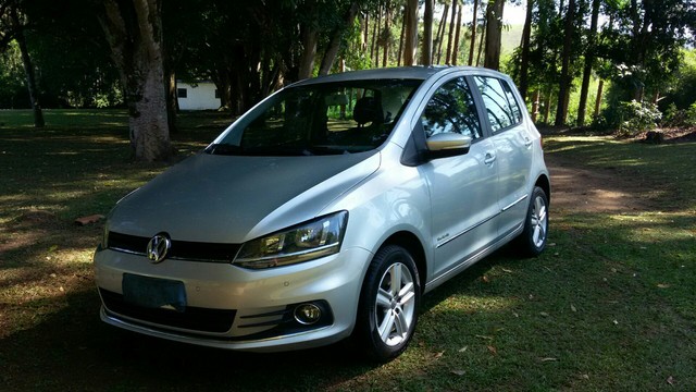 VW FOX HIGHLINE 120CV TOP