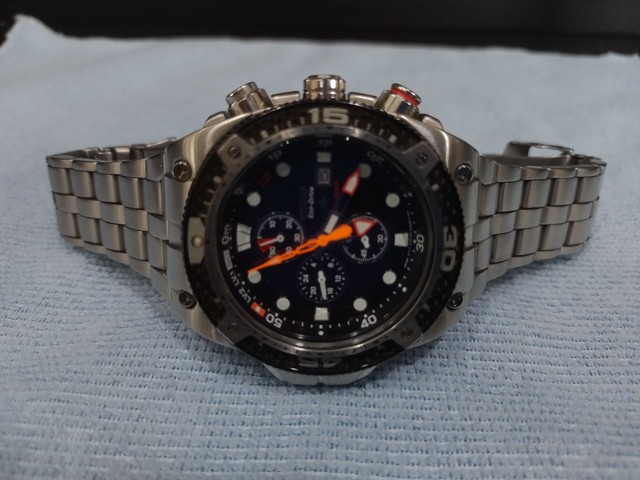 Citizen carbon bj2105 