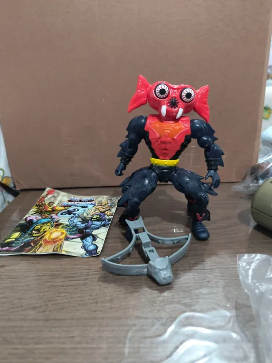 Boneco Mantenna Motu Origins
