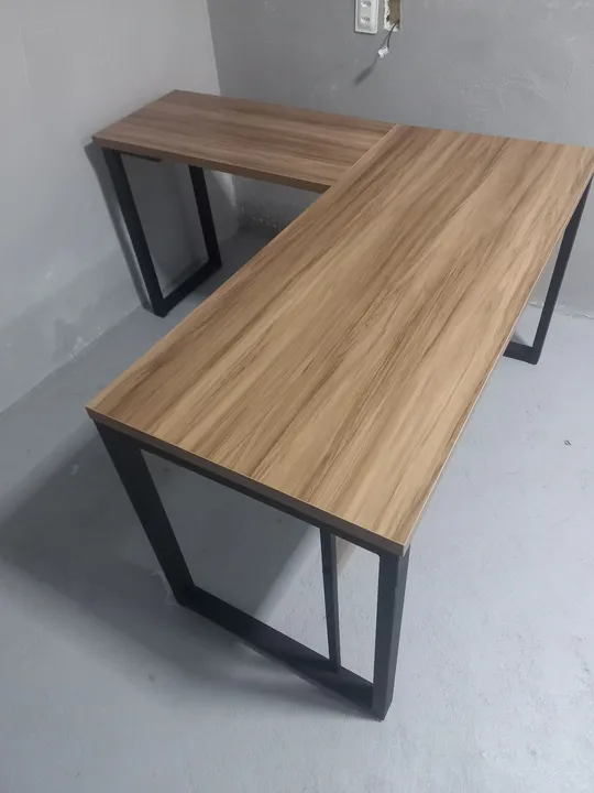 Mesa industrial L