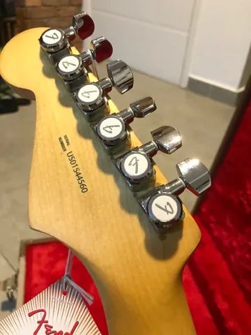 Fender American Professional Guitarra Fender Stratocaster - Foto 4