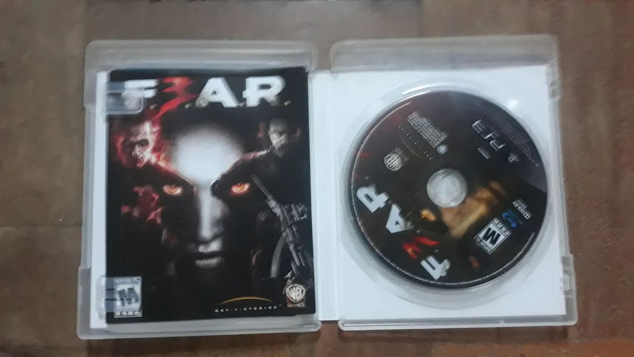 F.E.A.R 3 PS3 Midia física com manual - Foto 3
