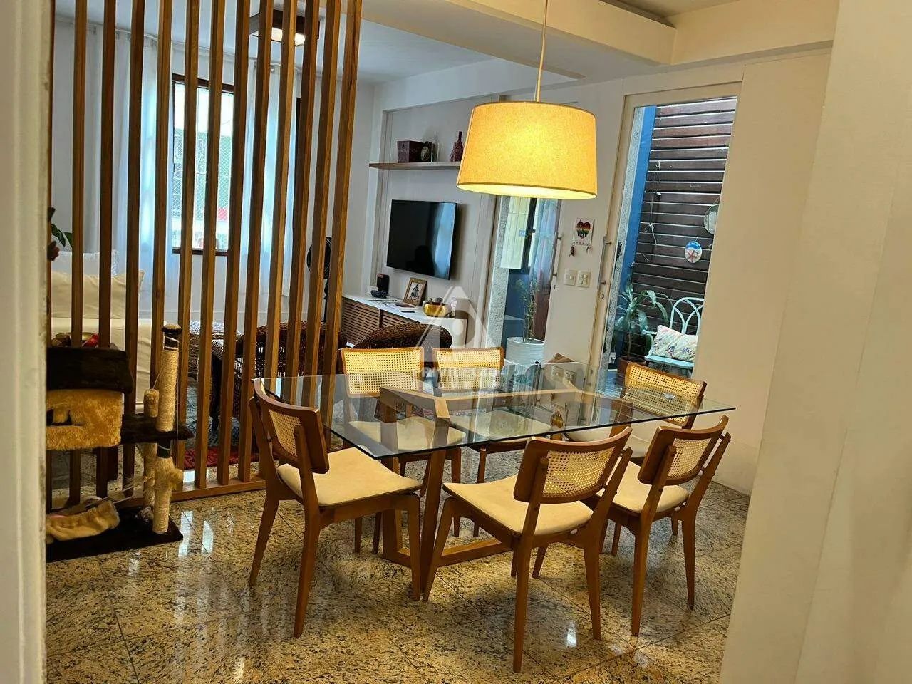 Casa Triplex Reformada 5 Quartos com Espaço Gourmet e Jardim em Botafogo  300m² - Foto 3