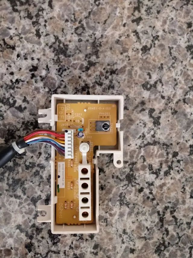 Placa receptora  do evaporador piso teto Fujitsu 24 k - Foto 3