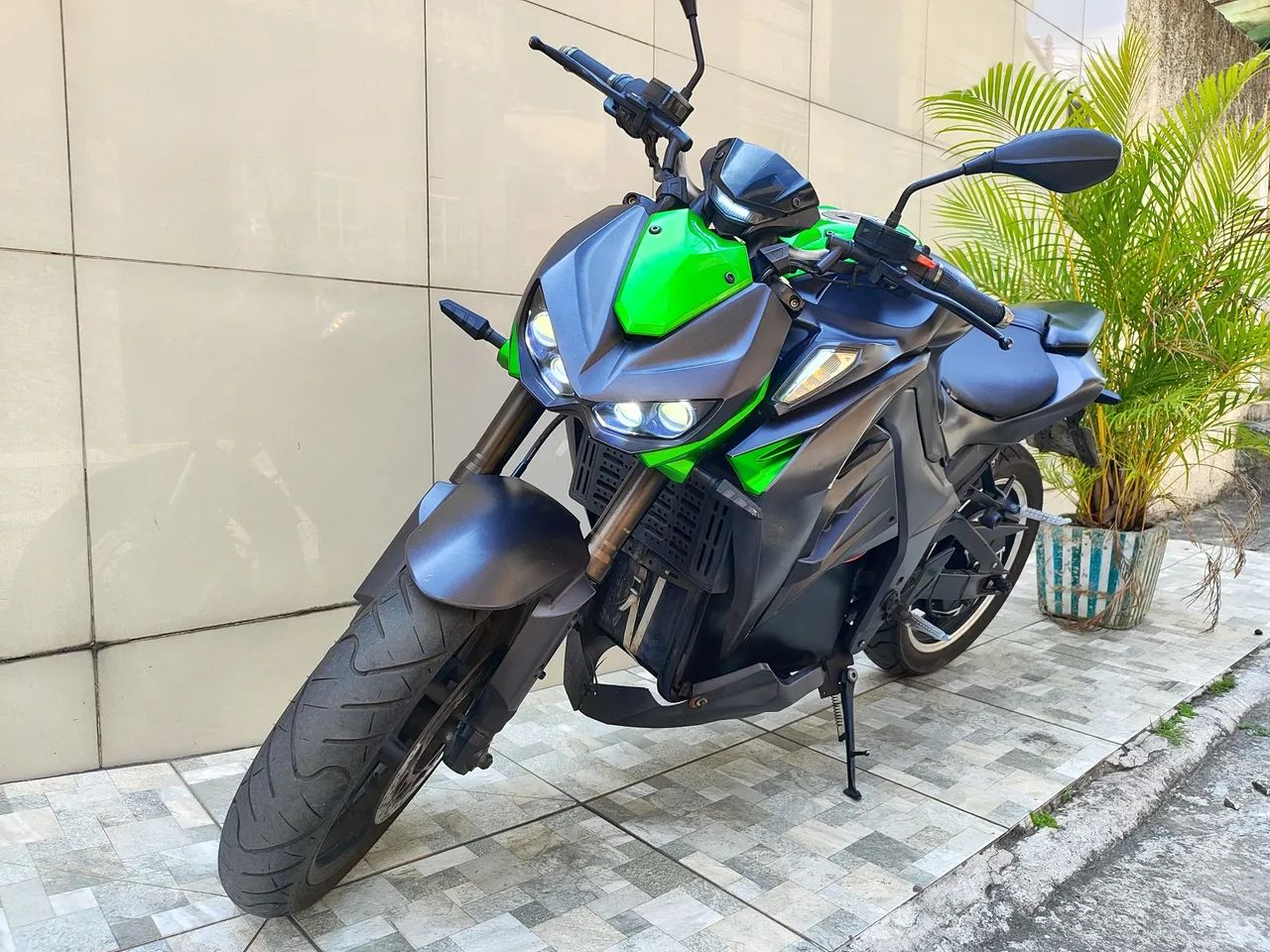 Moto Z 1000 elétrica, Blackhawk Bashi 5000w - Foto 5