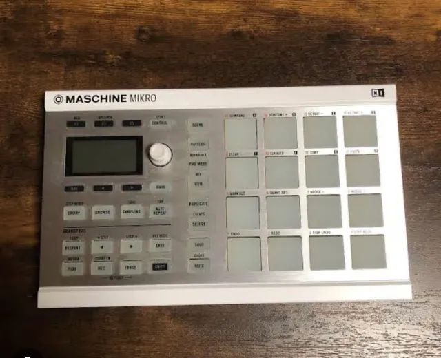 maschine mk2 コントローラーのみ Controlador Maschine MK2 Native Instruments. - Instrumentos