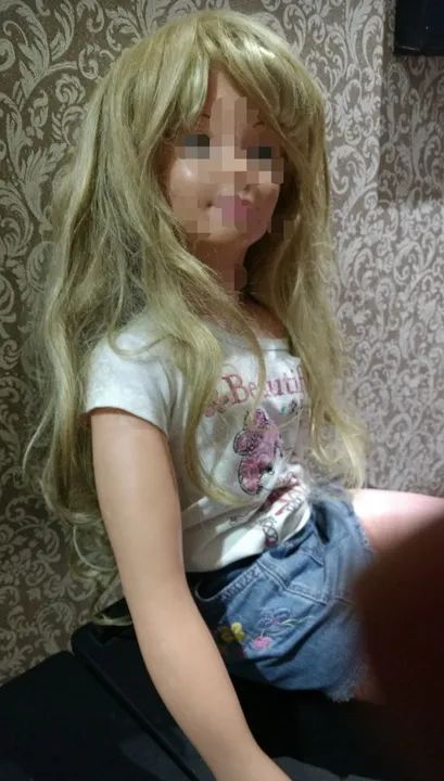 Peruca Loira de Cabelo Sintético Estilo Americano  - Foto 2