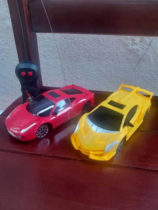 Carrinho de controle remoto 