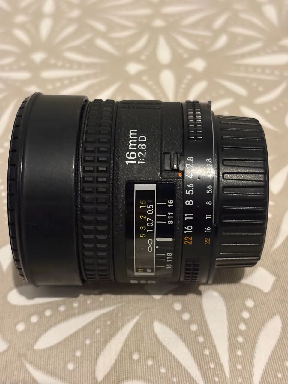 Lente Nikon 16mm AF 2.8 Fisheye 