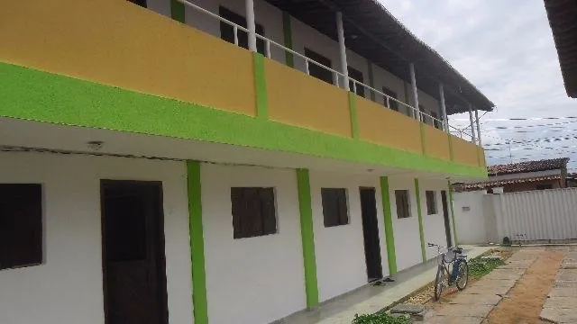 Aluga-se casa no condomínio Deus é Fiel