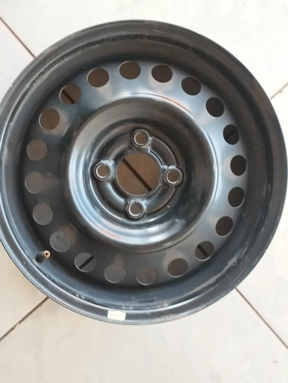 Roda de aço 15 Nissan versa 1.6