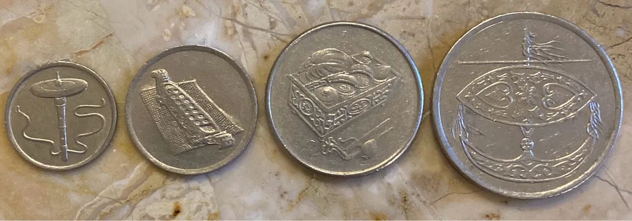 Moedas antigas da Malásia - 5, 10, 20 e 50 sen - Foto 2