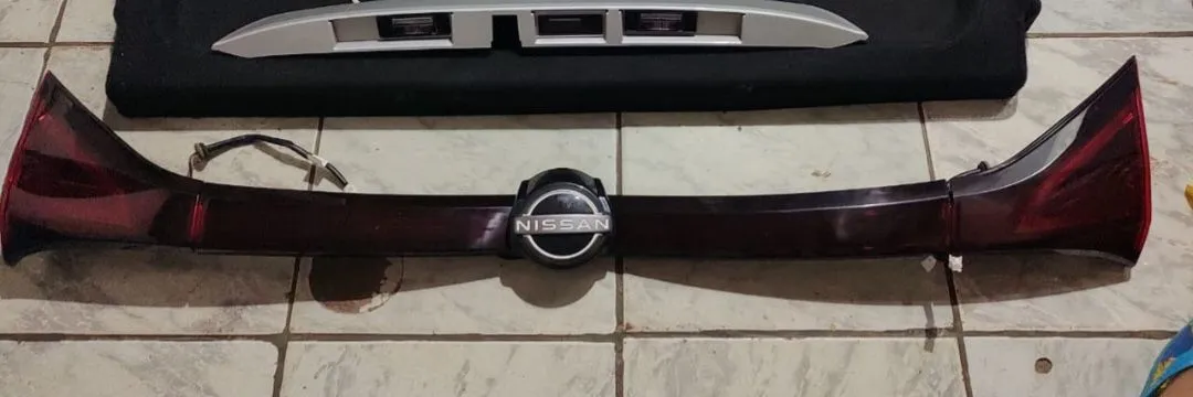 Lanternas tampa Traseira Nissan kicks