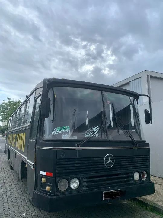 Vendo Ônibus Mercedes 1113