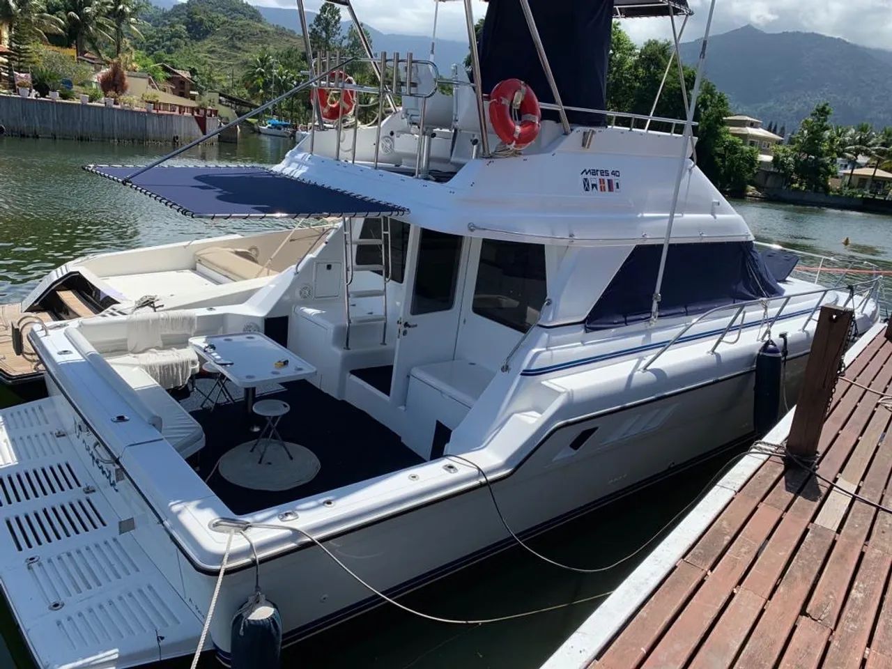 Lancha Catamarã Mares 40 - Foto 3