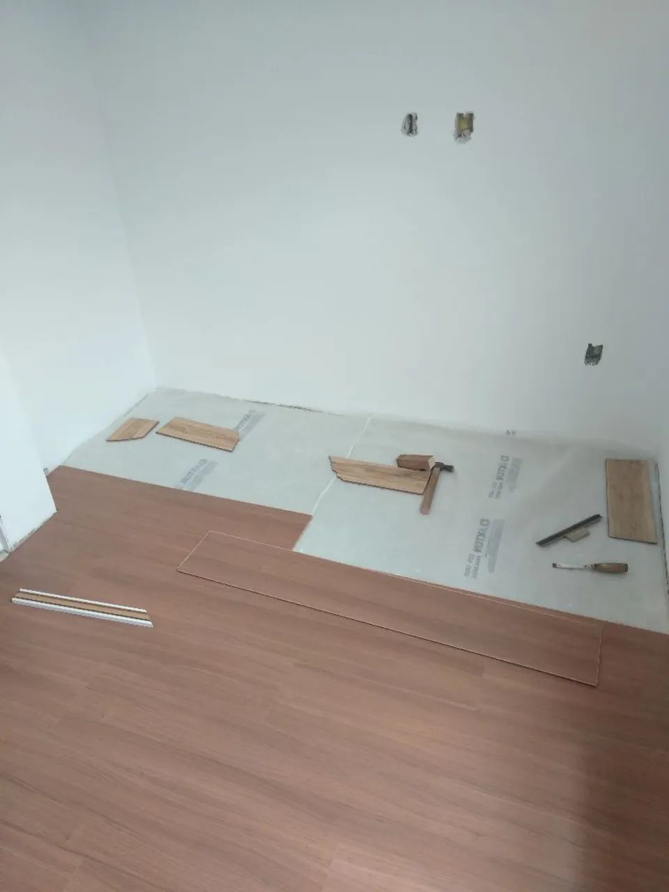 Piso Lâminado e Vinílico  - Foto 5