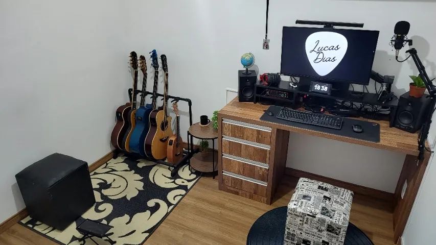 Aulas de violão e guitarra com Lucas Dias