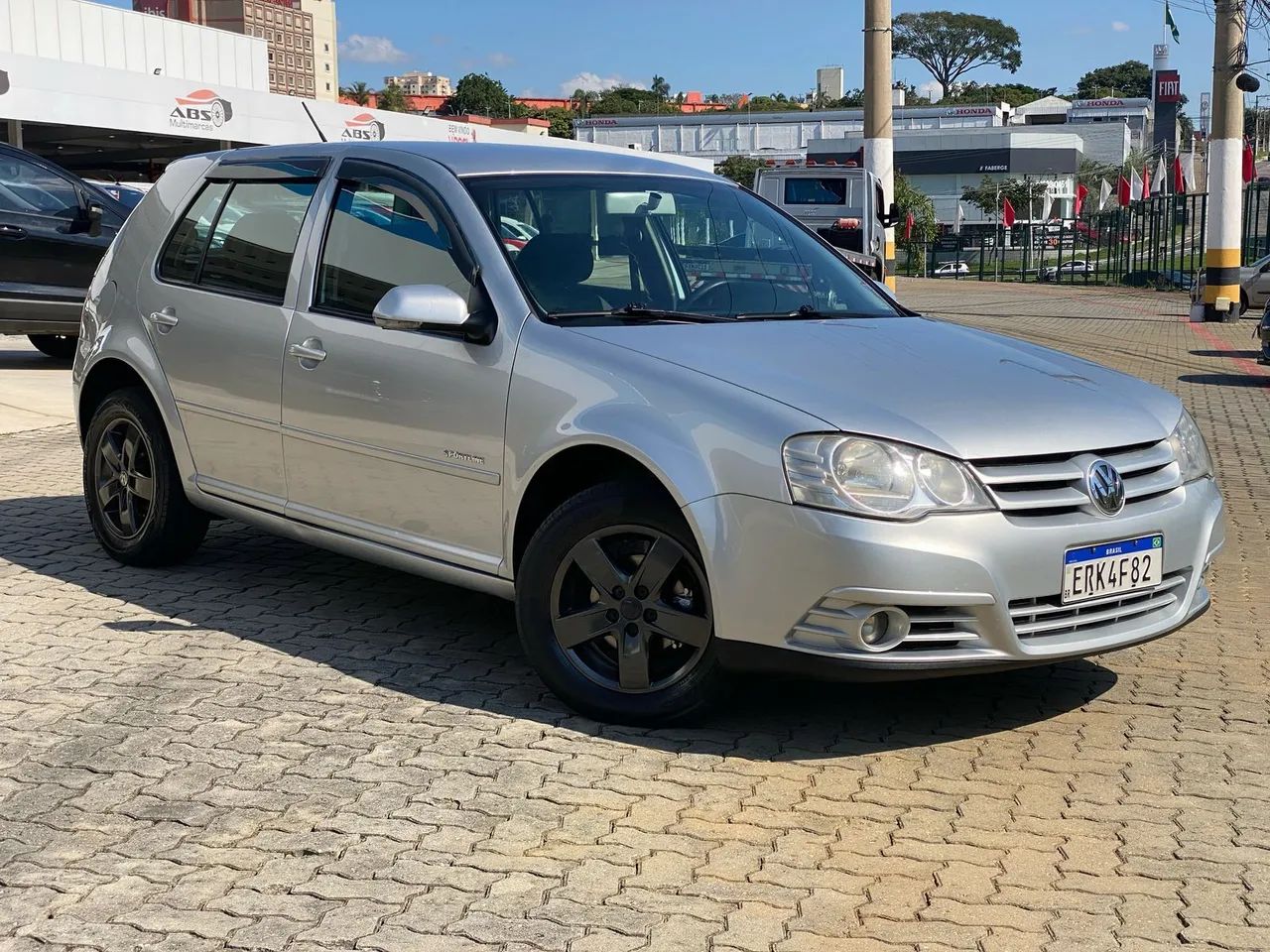 Golf 1.6 ano 2011 completo - km baixo - Foto 4