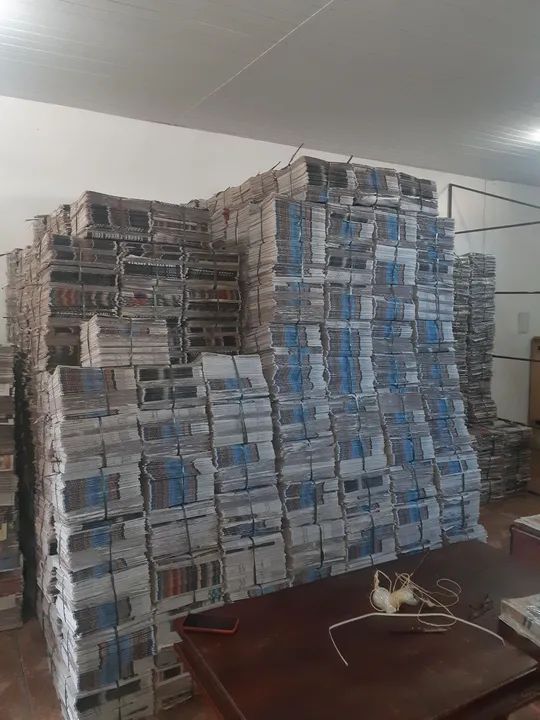 Jornal Para Pet 10KG $6.00KG Folhas Grandes 58x65 - Foto 6