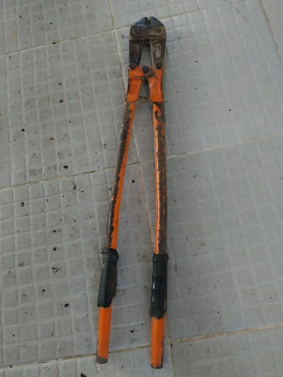 Alicate Corta Versalhes 36 Polegadas Famastil