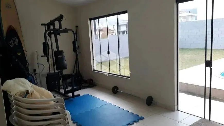 Linda Casa com piscina - Loteamento Quinta dos Açores - Foto 5